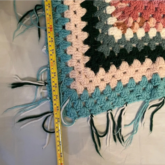 🌟HOST PICK🌟🌈Handcrafted Multicolored Knitted Blanket 🛌 - Picture 8 of 10